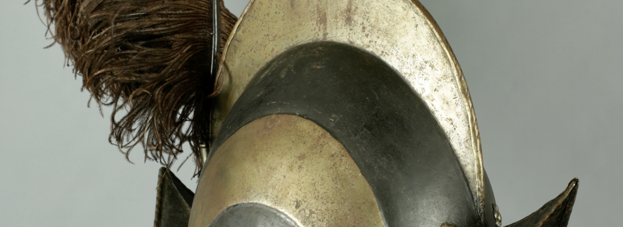 MORION DE GARDE EN FER NOIR ET BLANC DU XVIIe SIÈCLE - 1er empire