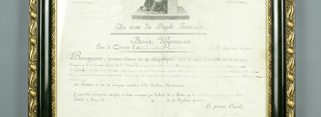 BREVET DE SABRE D'HONNEUR DÉCERNÉ PAR BONAPARTE PREMIER CONSUL AU CITOYEN TARRIDE JEAN, GRENADIER - CONSULAT