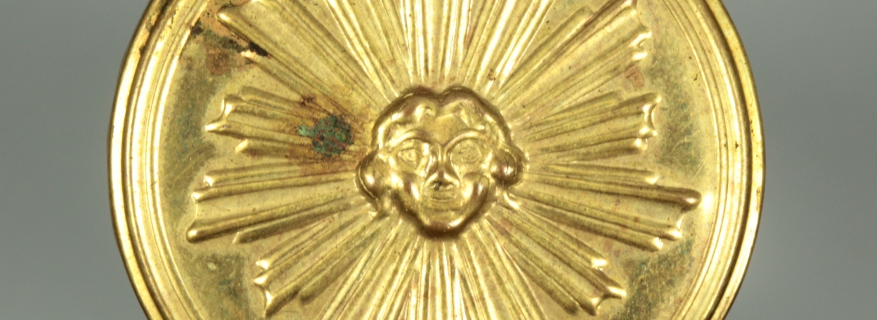 BOUTON DE CHIRURGIEN MAJOR DES GARDES DU CORPS DU ROI - RESTAURATION