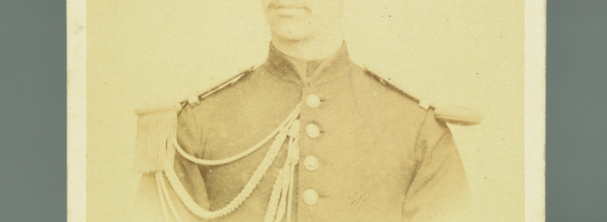 CARTE ANCIENNE PHOTO D'UN OFFICIER DE LANCIER EN PETITE TENUE DE LA GARDE IMPERIALE - SECOND EMPIRE