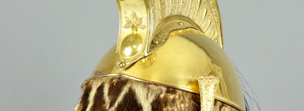 CASQUE D'OFFICIER DE DRAGON DE LA LIGNE MODELE 1858 - SECOND EMPIRE