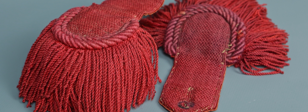 epaulettes czech